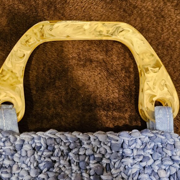 Crocheted Handbag with Plastic Marblized Handle - Picture 4 of 7